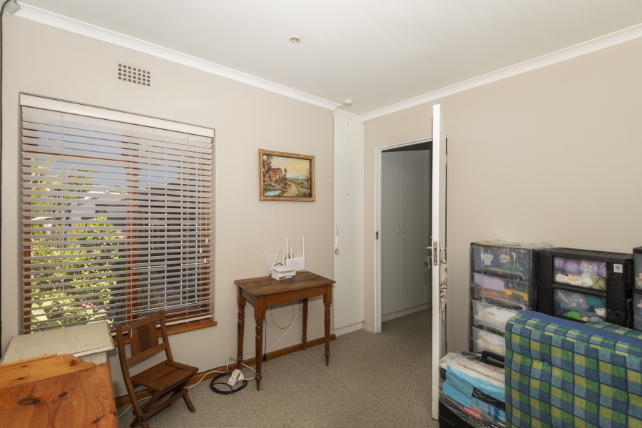 4 Bedroom Property for Sale in Middedorp Western Cape